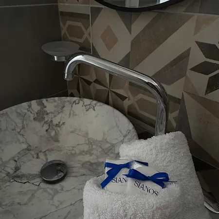 Sianos 公寓 Gialtra